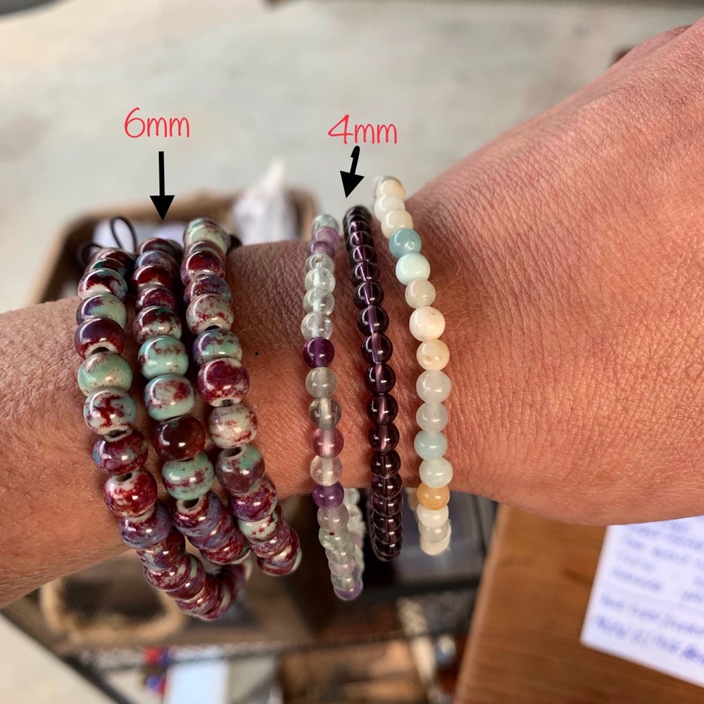 ✨SET OF STONE STACKING BRACELETS -AMETHYST 4mm✨ - Picture 7 of 7